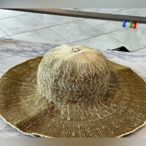 Calvin Klein Straw Sun Hat with Gold Highlights - EUC - Picture 5 of 9